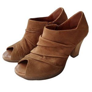 Naya tan suede leather open toed bootie bamboo heel size 7.5M